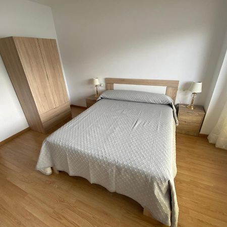 Apartamento Centrico Con Vistas Y Cerca De Playa Pontedeume Eksteriør billede