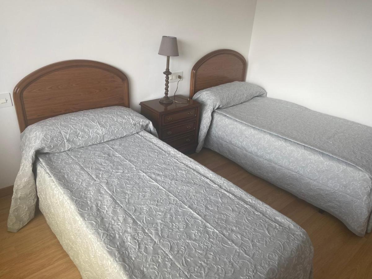 Apartamento Centrico Con Vistas Y Cerca De Playa Pontedeume Eksteriør billede