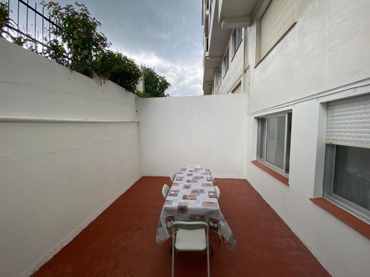 Apartamento Centrico Con Vistas Y Cerca De Playa Pontedeume Eksteriør billede