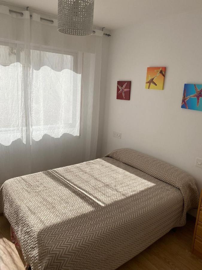 Apartamento Centrico Con Vistas Y Cerca De Playa Pontedeume Eksteriør billede